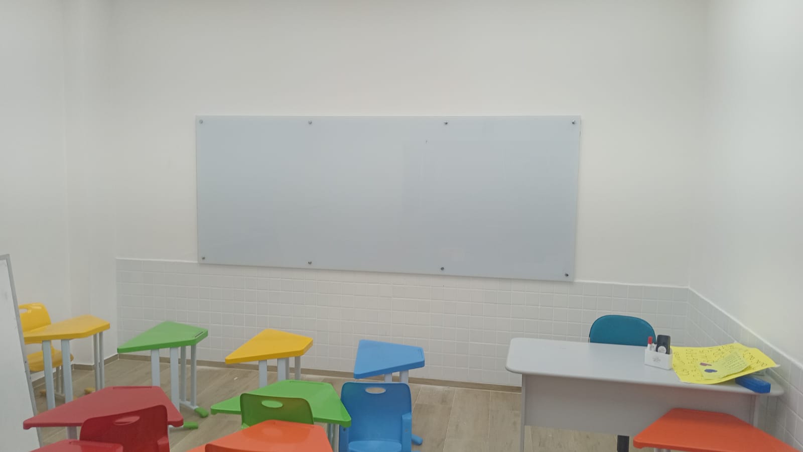 Lousa de vidro em escola